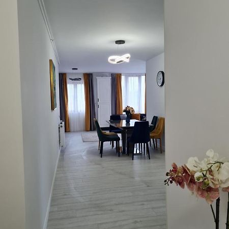 Toronto Deluxe Residence Timişoara Extérieur photo